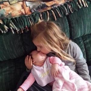 Meet your Posher, Leslie